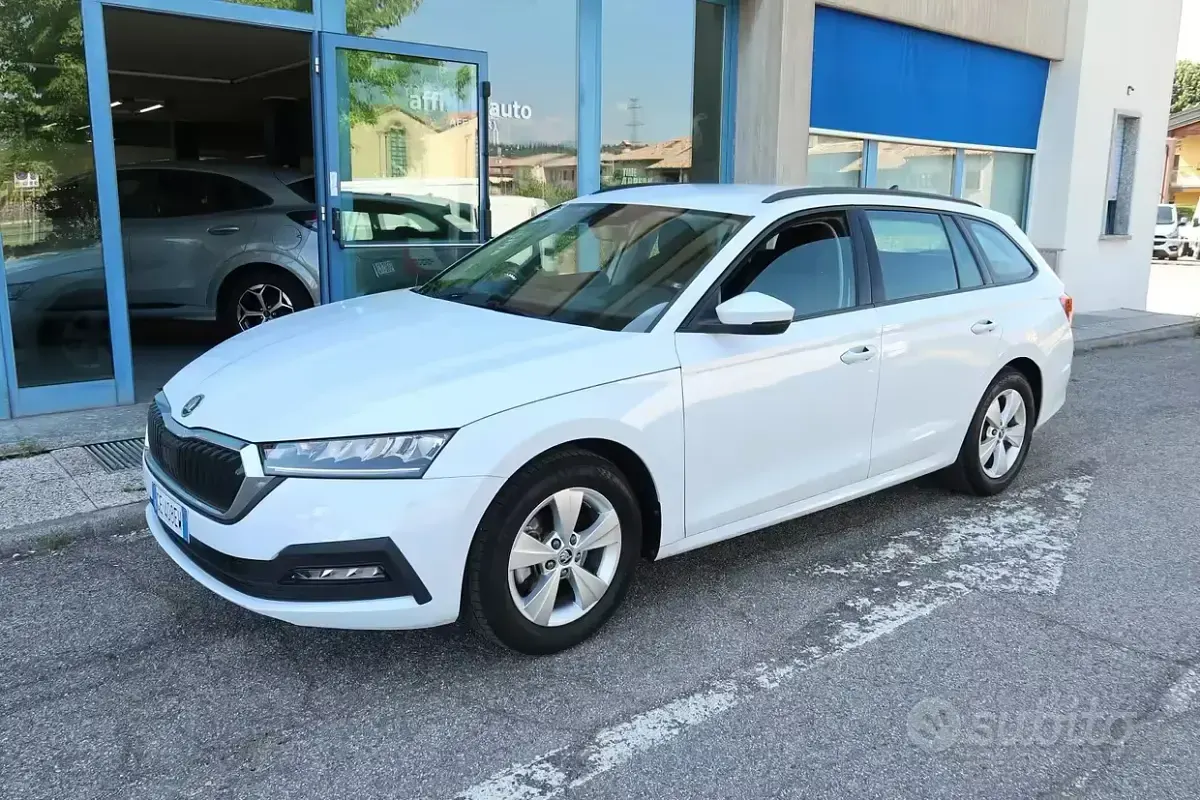 Usata Skoda Octavia G-TEC Style 131 CV (96 kW) 2021 Station wagon