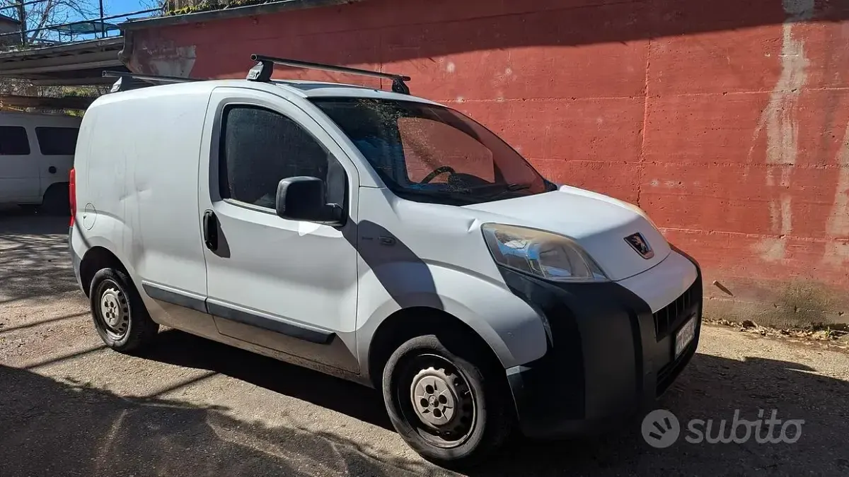 Usata Peugeot Bipper 70 CV (51 kW) 2009 Monovolume