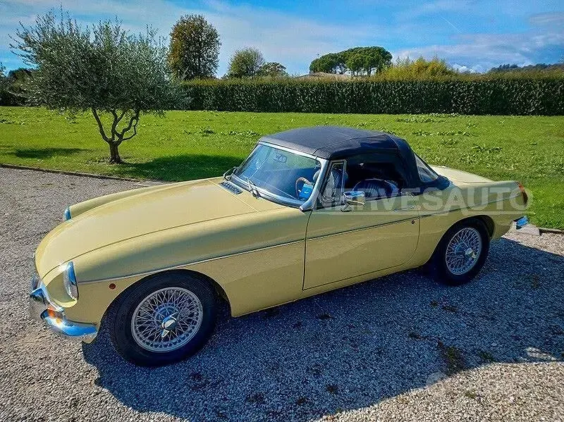 Usata MG B 94 CV (69 kW) 1970 Giallo Cabrio