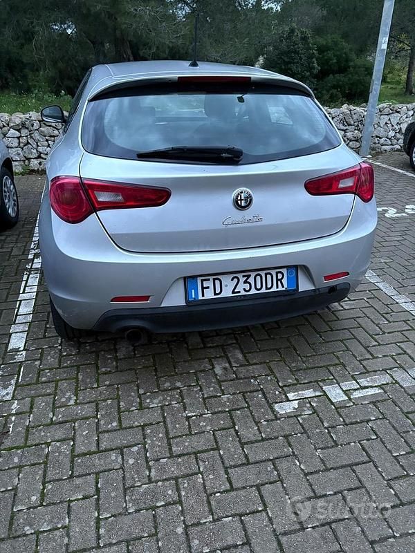 Usata Alfa Romeo Giulietta 120 CV (88 kW) 2016 Grigio