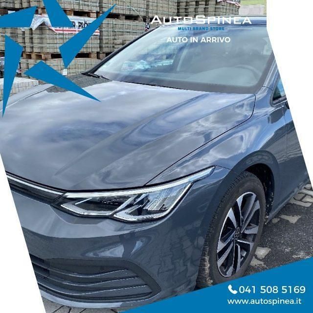Grigio Usata 2021 VW Golf Life Tre volumi | 24.990 € (Buon prezzo) - Immagine 1/4