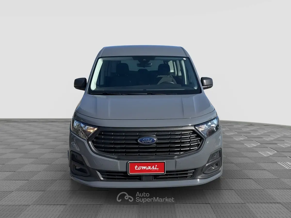 Usata Ford Grand Tourneo Connect 102 CV (75 kW) 2025 Gray Monovolume