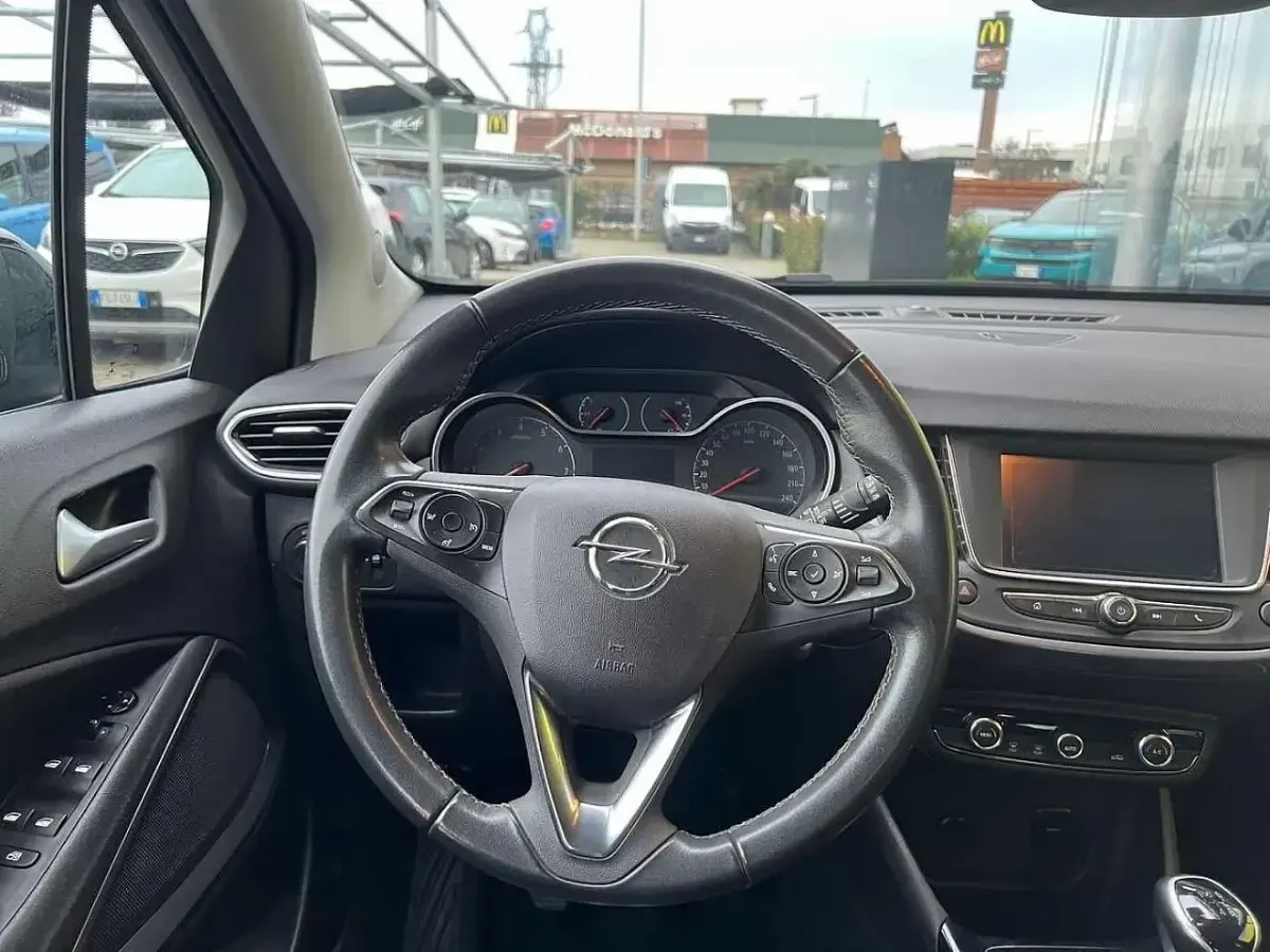 Usata Opel Crossland Elegance 110 CV (80 kW) 2023 Blu SUV