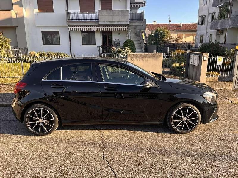 Usata Mercedes A180 Edition 109 CV (80 kW) 2016 Berlina
