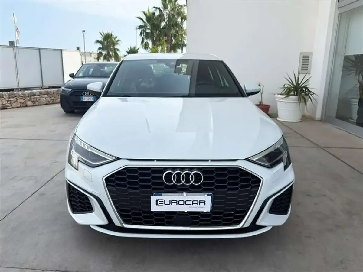 Usata Audi A3 S-Line 150 CV (110 kW) 2022 Bianco Berlina
