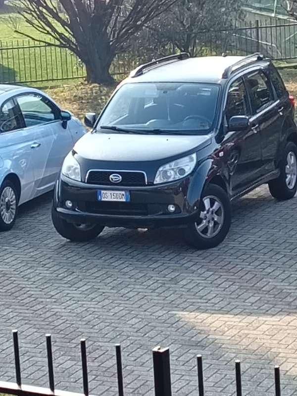 Usata Daihatsu Terios 105 CV (77 kW) 2008 Nero SUV