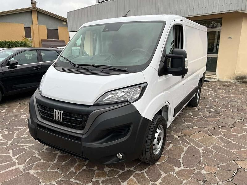 Usata Fiat Ducato 120 CV (88 kW) 2023 Bianco Furgone