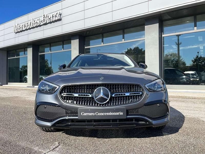 Nuova Mercedes C220 200 CV (147 kW) 2026 Grigio selenite Station wagon