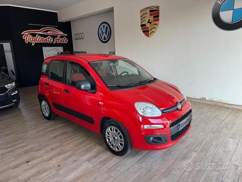 Rosso Usata 2018 Fiat Panda Easy Due volumi | 6500 € (Super prezzo) - Immagine 1/4