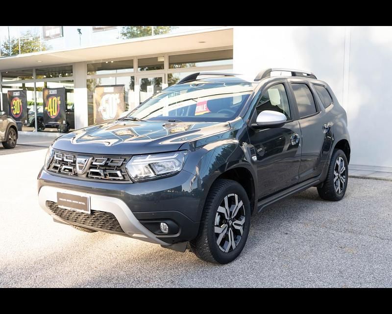 Usata Dacia Duster Prestige 116 CV (85 kW) 2022 Grigio cometa SUV