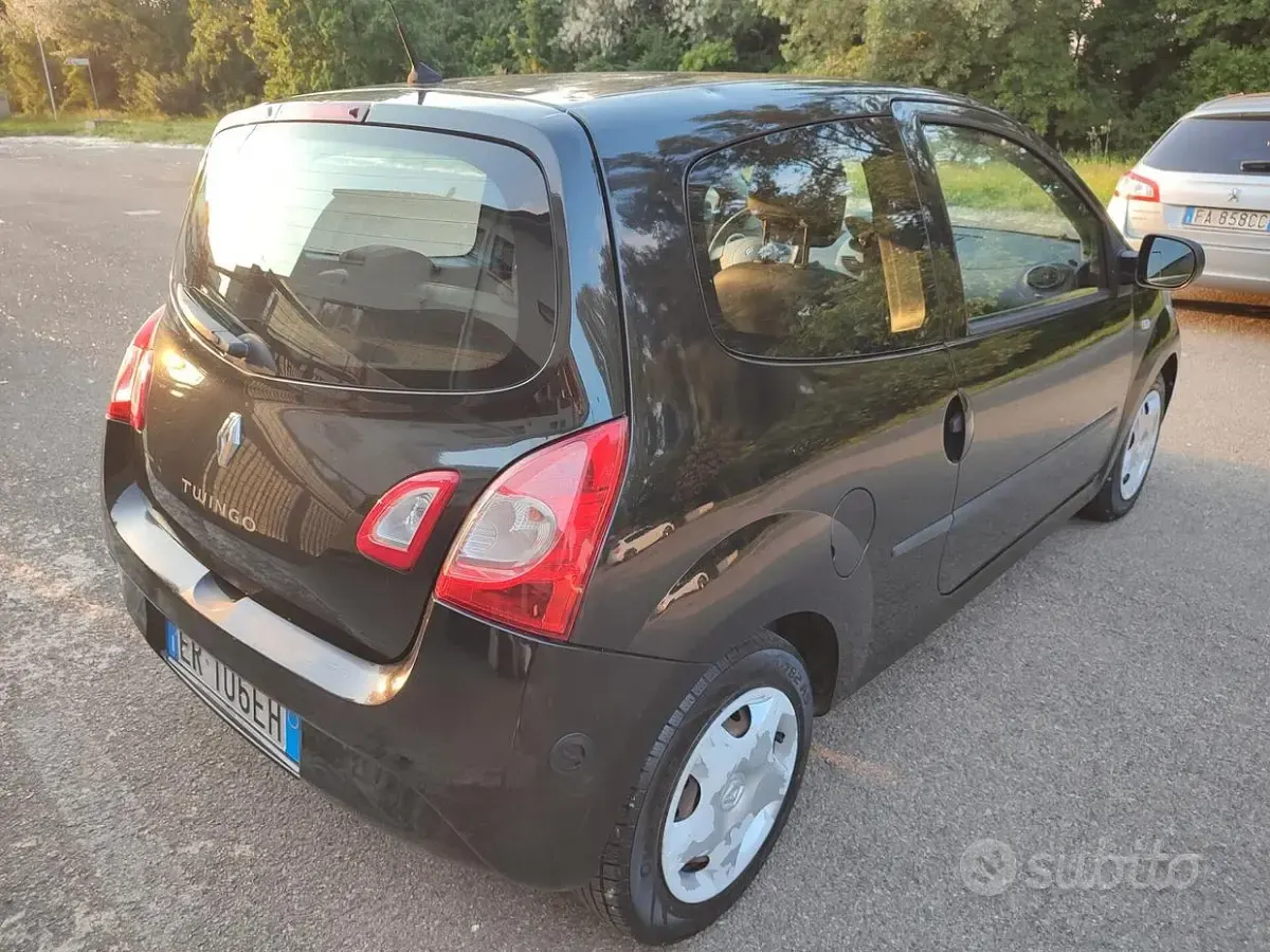 Usata Renault Twingo 75 CV (55 kW) 2013 Nero Utilitaria