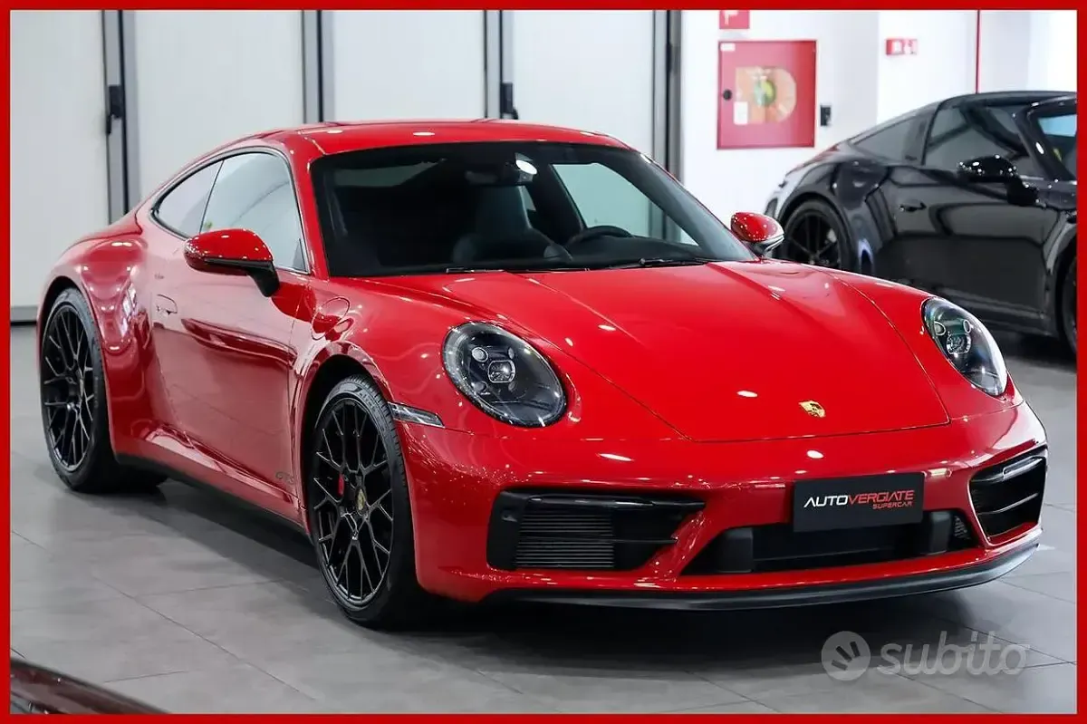 Usata Porsche 911 Carrera GTS 480 CV (353 kW) 2022 Rosso Coupé