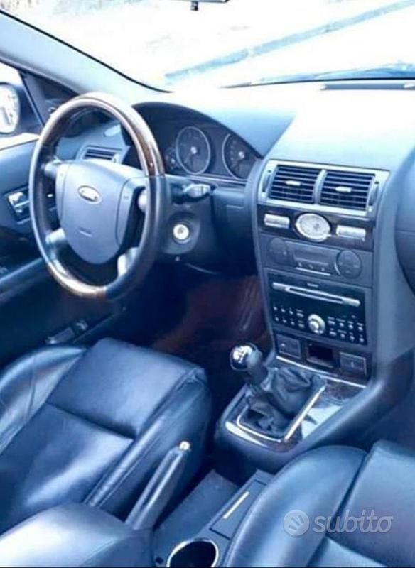 Usata Ford Mondeo 2004 Grigio Berlina