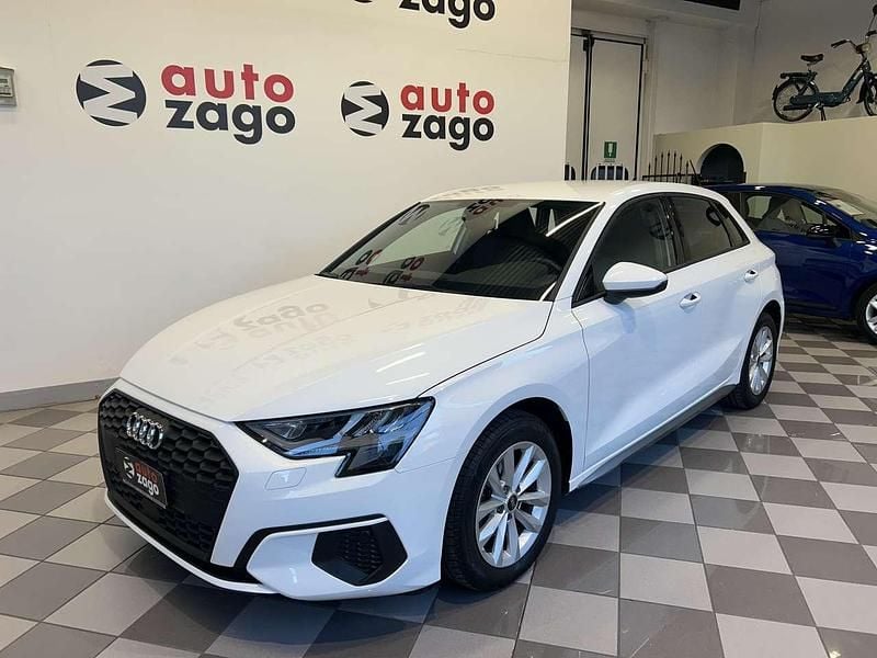 Usata Audi A3 Advanced 150 CV (110 kW) 2022 Bianco ibis Berlina