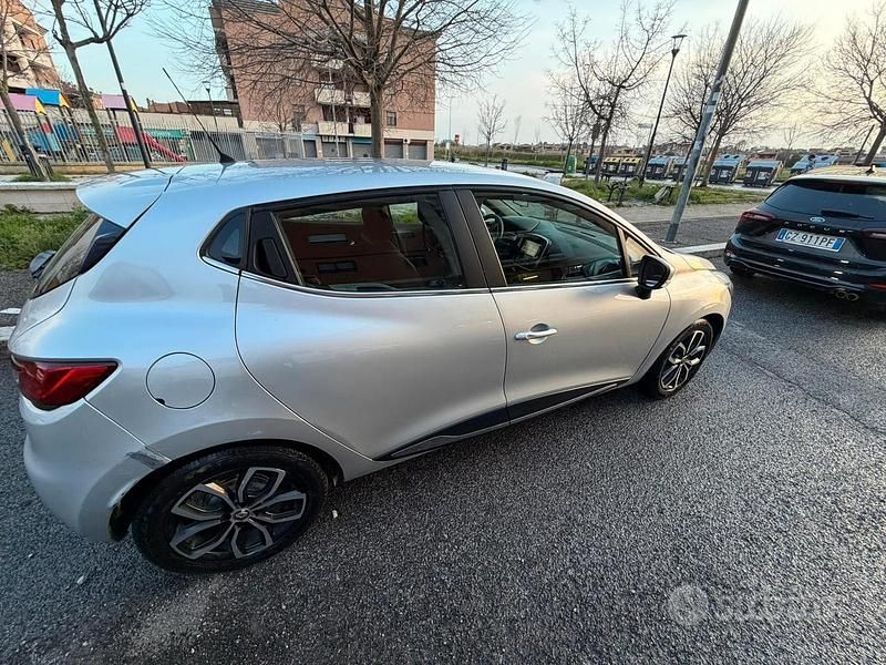 Usata Renault Clio IV 75 CV (55 kW) 2018 Grigio Berlina
