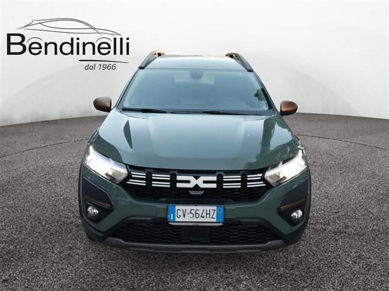 Usata Dacia Jogger Extreme 140 CV (102 kW) 2024 Verde scuro Monovolume