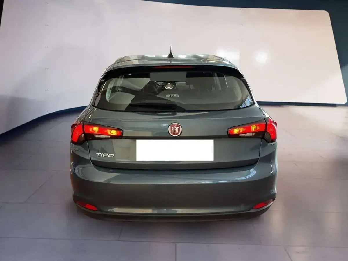 Usata Fiat Tipo 131 CV (96 kW) 2024 Blu/azzurro Utilitaria