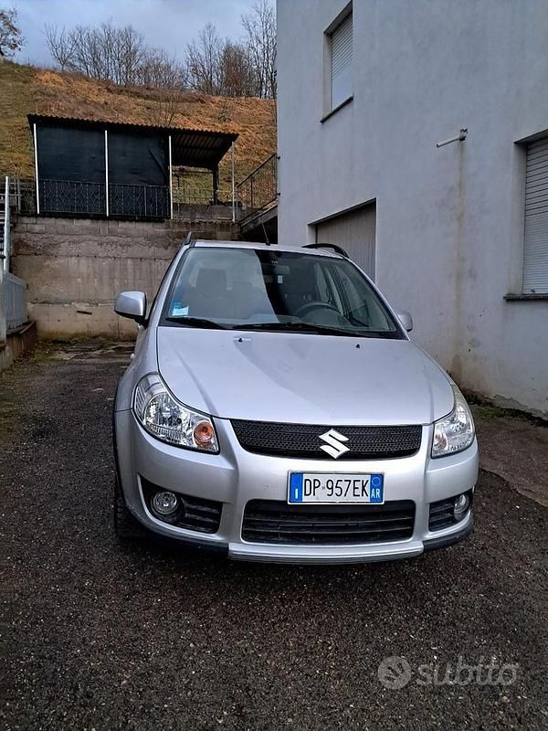 Usata Suzuki SX4 100 CV (73 kW) 2008 Grigio Berlina