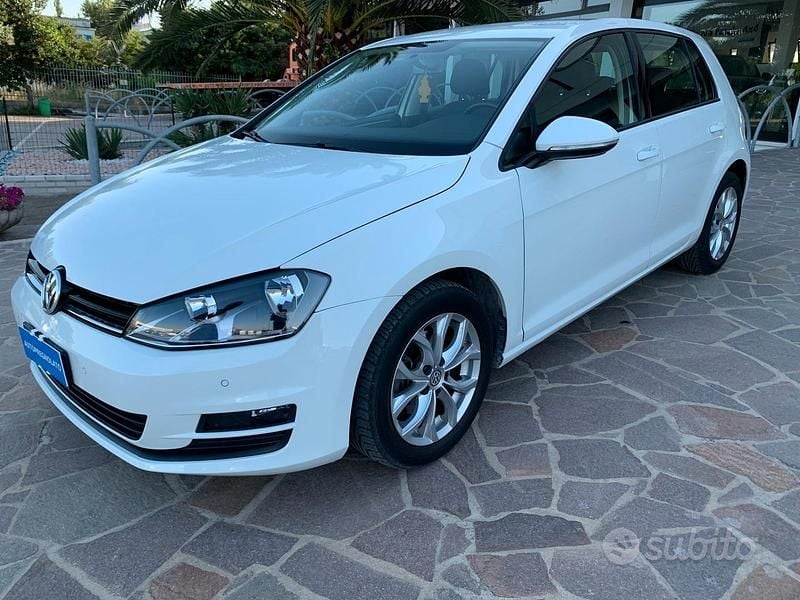 Usata VW Golf VII Executive 110 CV (80 kW) 2015 Bianco Berlina