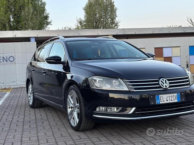 Usata VW Passat 169 CV (124 kW) 2012 Nero Station wagon