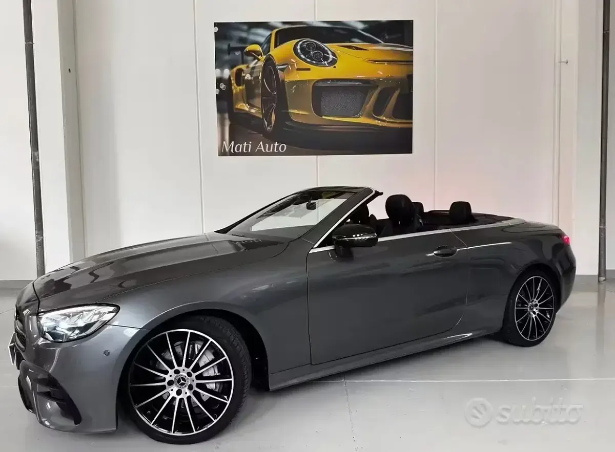 Usata Mercedes E220 Premium 194 CV (142 kW) 2021 Grigio Cabrio