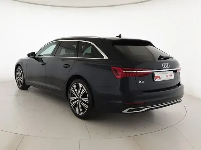 Usata Audi A6 Advanced 204 CV (150 kW) 2023 Blu firmamento metallizzato Station wagon