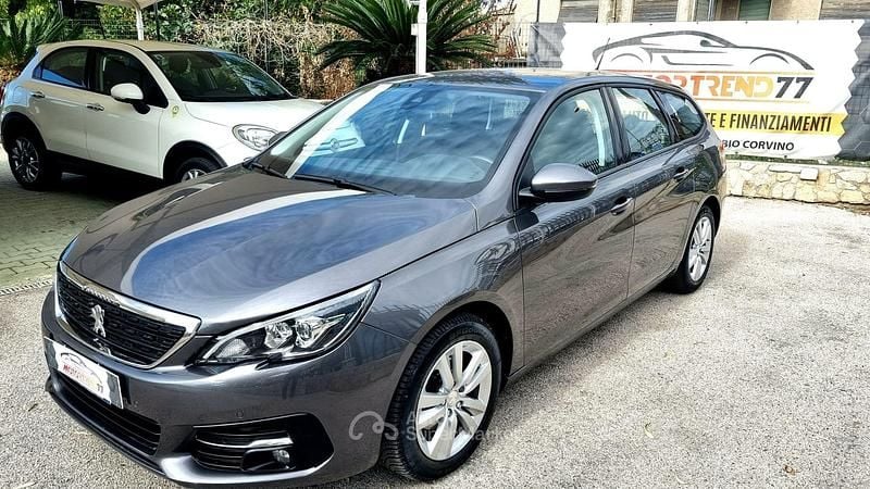 Gray Usata 2020 Peugeot 308 Station wagon | 8500 € (Ottimo prezzo) - Immagine 1/4