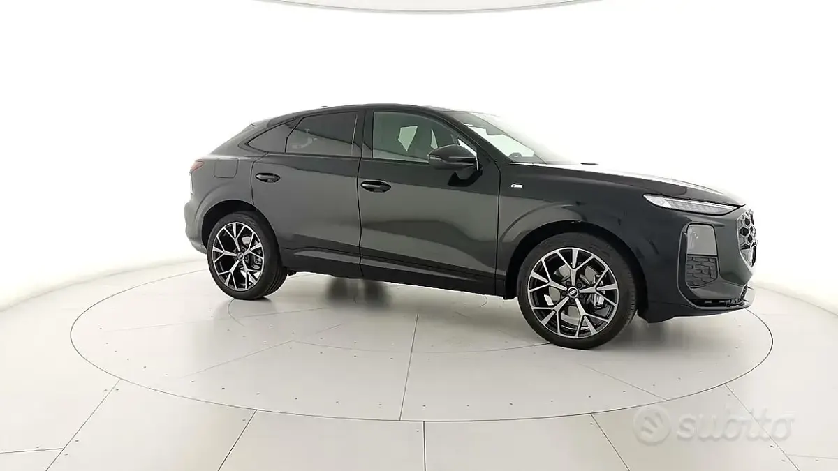 Nuova Audi Q3 Sportback S-Line 150 CV (110 kW) 2026 Nero SUV