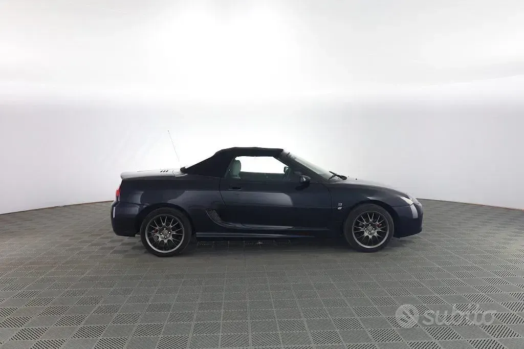 Usata MG TF 116 CV (85 kW) 2003 Nero Cabrio