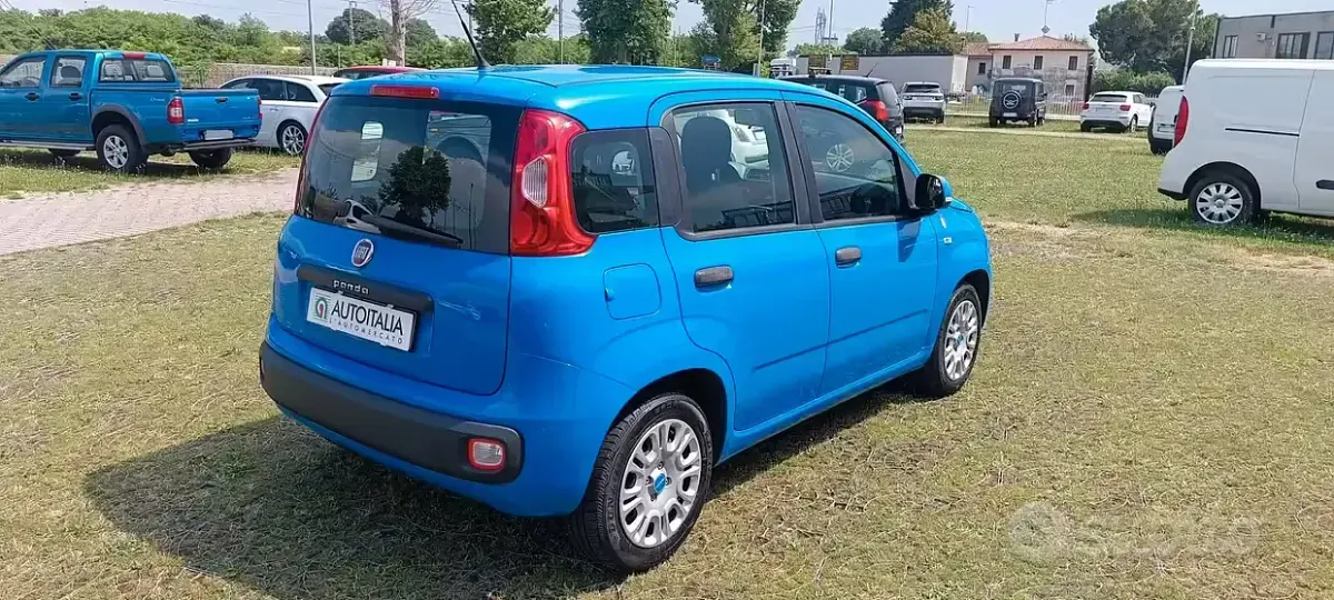 Usata Fiat Panda 69 CV (50 kW) 2016 Blu Utilitaria