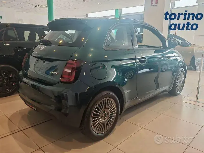 Nuova Fiat 500 Icon 65 CV (47 kW) 2026 Bluazzurro Berlina
