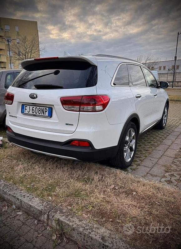 Usata Kia Sorento 200 CV (147 kW) 2017 Bianco SUV