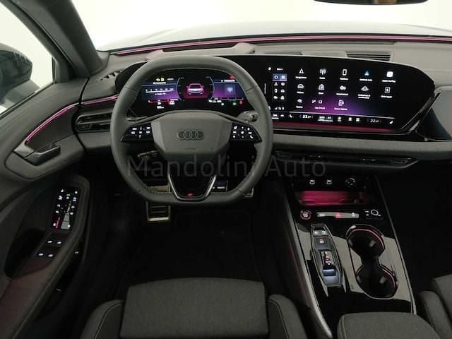 Usata Audi A5 Sportback Edition .1 204 CV (150 kW) 2025 Blu ascari metallizzato Utilitaria