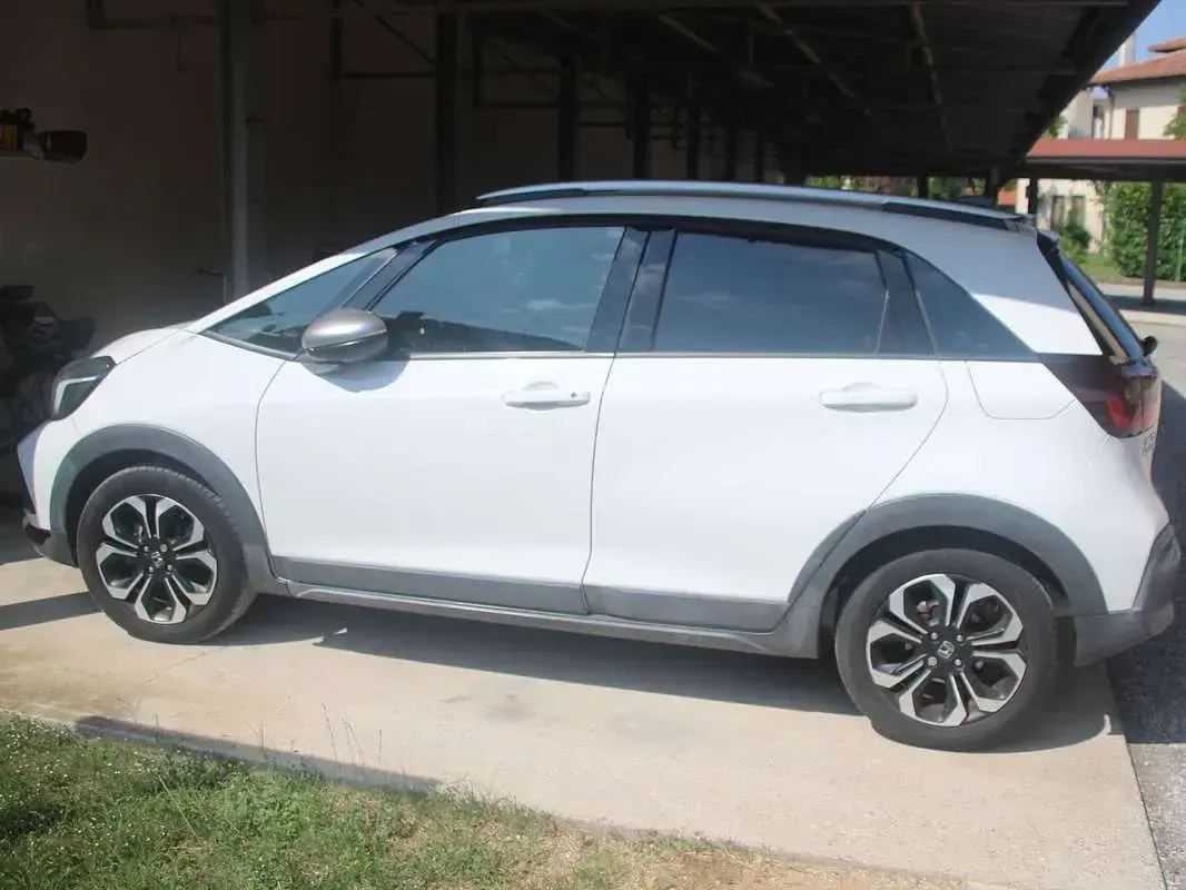 Usata Honda Jazz Executive 98 CV (72 kW) 2021 Bianco Utilitaria