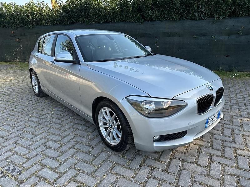 Usata BMW 116 Efficient Dynamics 115 CV (84 kW) 2015 Grigio Utilitaria