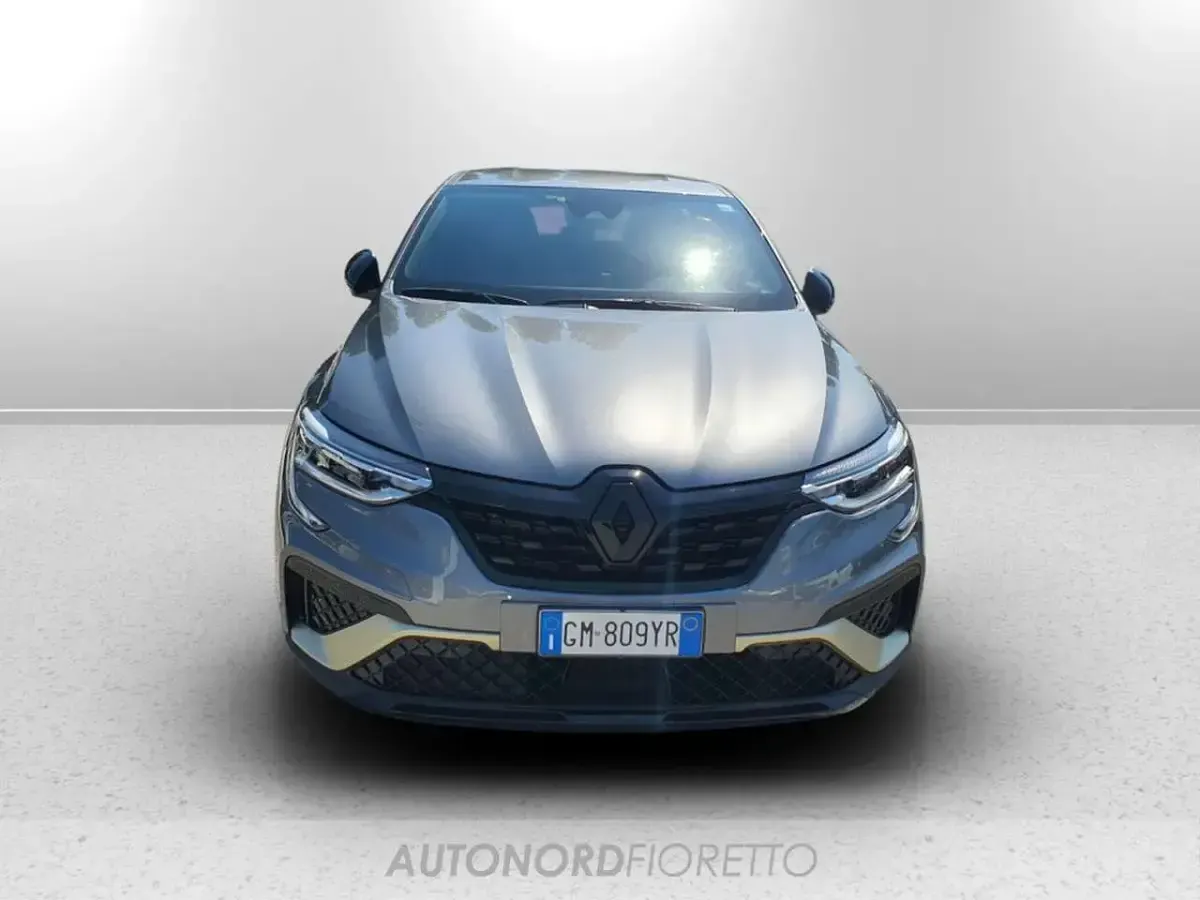 Usata Renault Arkana Engineered 143 CV (105 kW) 2023 Grigio SUV