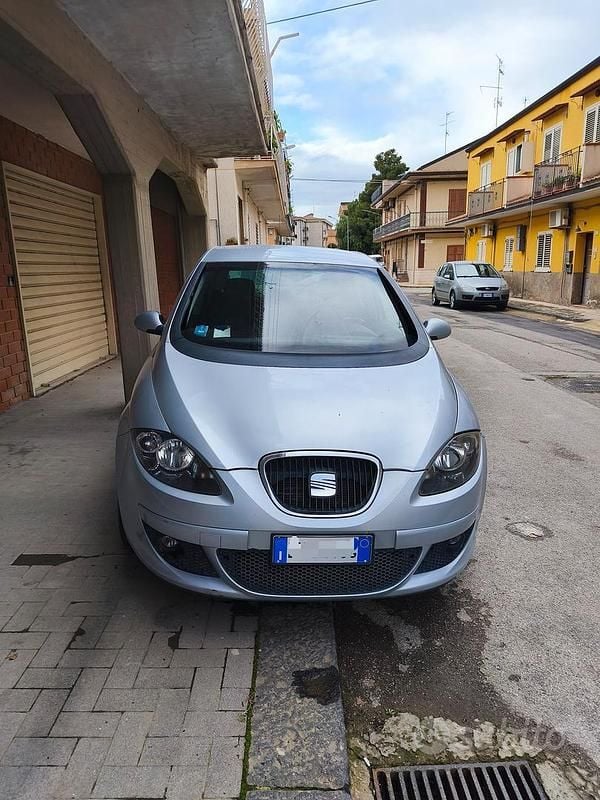 Usata Seat Altea 2014 Grigio Monovolume