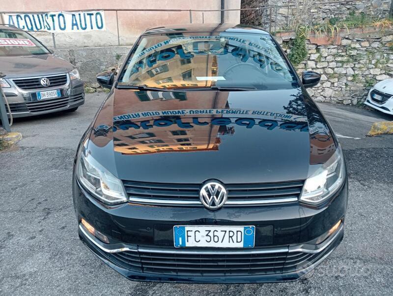 Usato 2016 VW Polo 1.0 Benzin 75 CV (10.400 €)