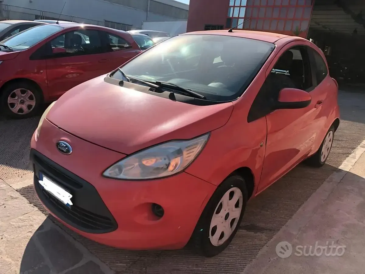 Usata Ford Ka Titanium 69 CV (50 kW) 2010 Rosso Utilitaria