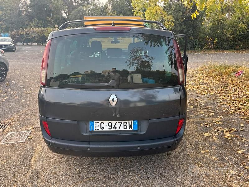 Usata Renault Espace 175 CV (128 kW) 2010 Nero Monovolume