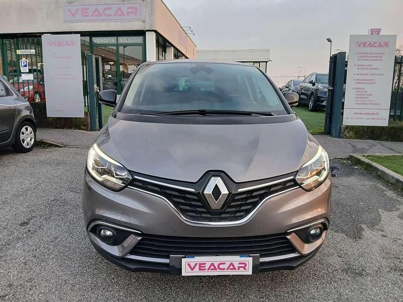 Usata Renault Scénic IV Intens 120 CV (88 kW) 2019 Grigio Monovolume