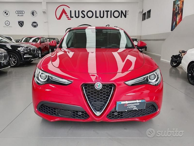 Usata Alfa Romeo Stelvio Super 160 CV (117 kW) 2020 Rosso SUV