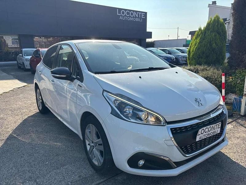 Bianco Usata 2019 Peugeot 208 Allure Due volumi | 6990 € (Super prezzo) - Immagine 1/3