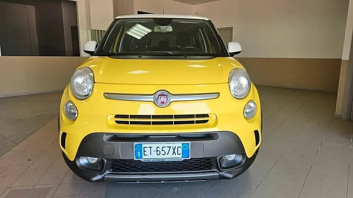 Usata Fiat 500L Trekking 85 CV (62 kW) 2014 Giallo Monovolume