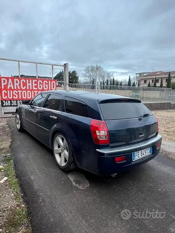 Usata Chrysler 300C 218 CV (160 kW) 2006 Blu Station wagon