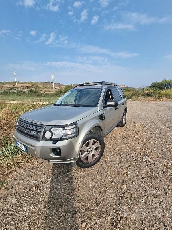 Usata Land Rover Freelander 2 150 CV (110 kW) 2011 Marrone SUV