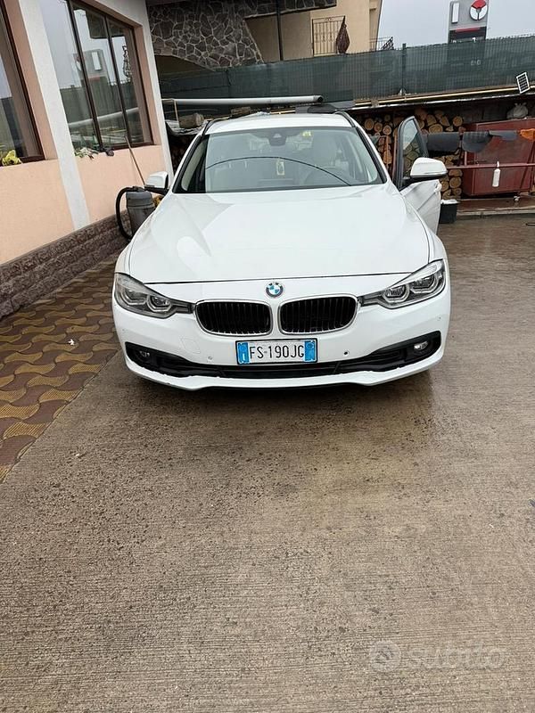 Usata BMW 320 Comfort Edition 190 CV (139 kW) 2018 Bianco Station wagon