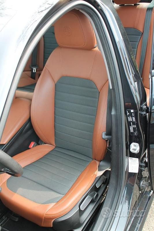 Usata Alfa Romeo Giulia Super 160 CV (117 kW) 2019 Nero Berlina