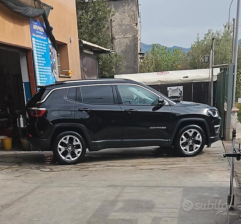 Usata Jeep Compass Limited 120 CV (88 kW) 2019 Nero SUV