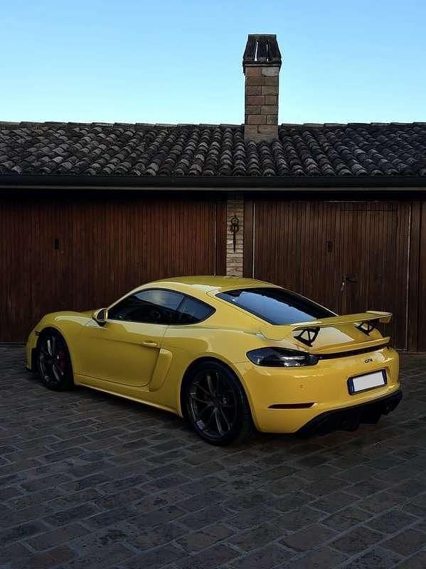 Usata Porsche 718 420 CV (308 kW) 2020 Giallo